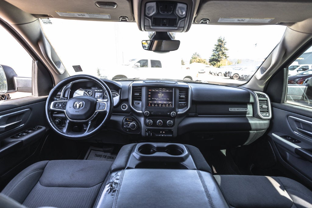 2020 RAM 1500 Big Horn Crew Cab 4x4 5'7' Box