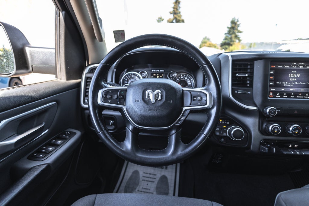 2020 RAM 1500 Big Horn Crew Cab 4x4 5'7' Box