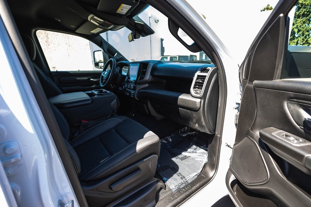 2026 RAM Ram 1500 RAM 1500 TRADESMAN CREW CAB 4X4 5'7' BOX