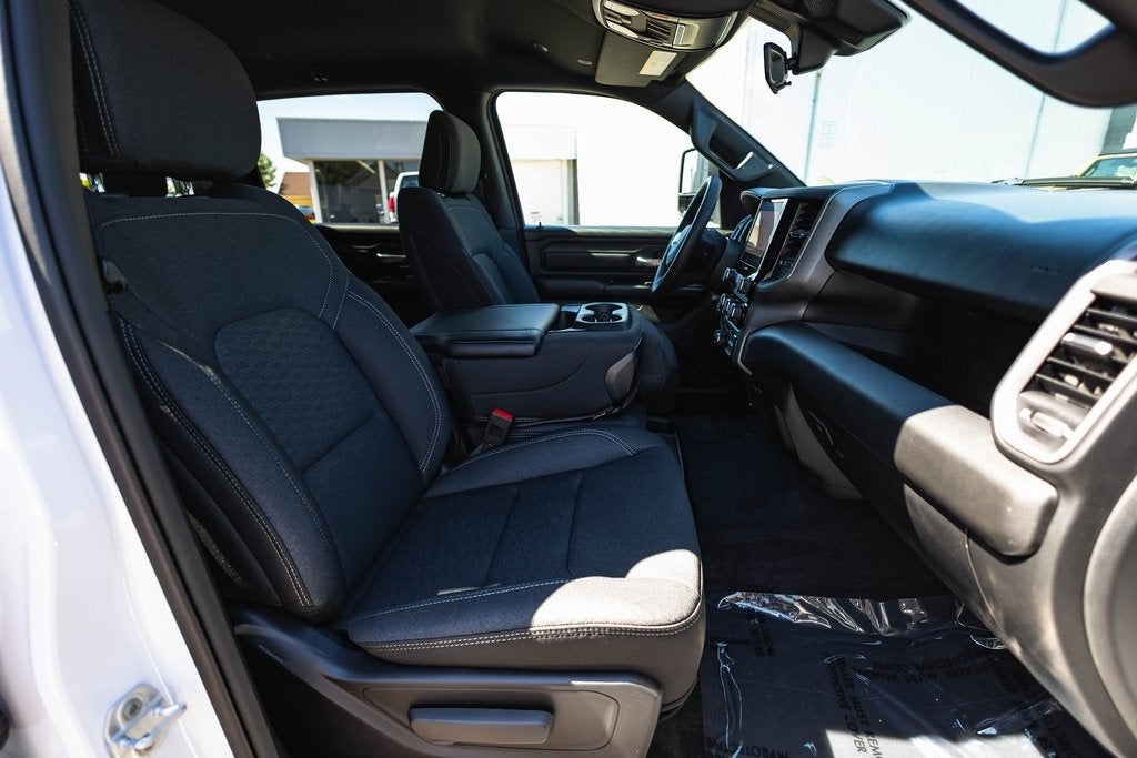 2026 RAM Ram 1500 RAM 1500 TRADESMAN CREW CAB 4X4 5'7' BOX