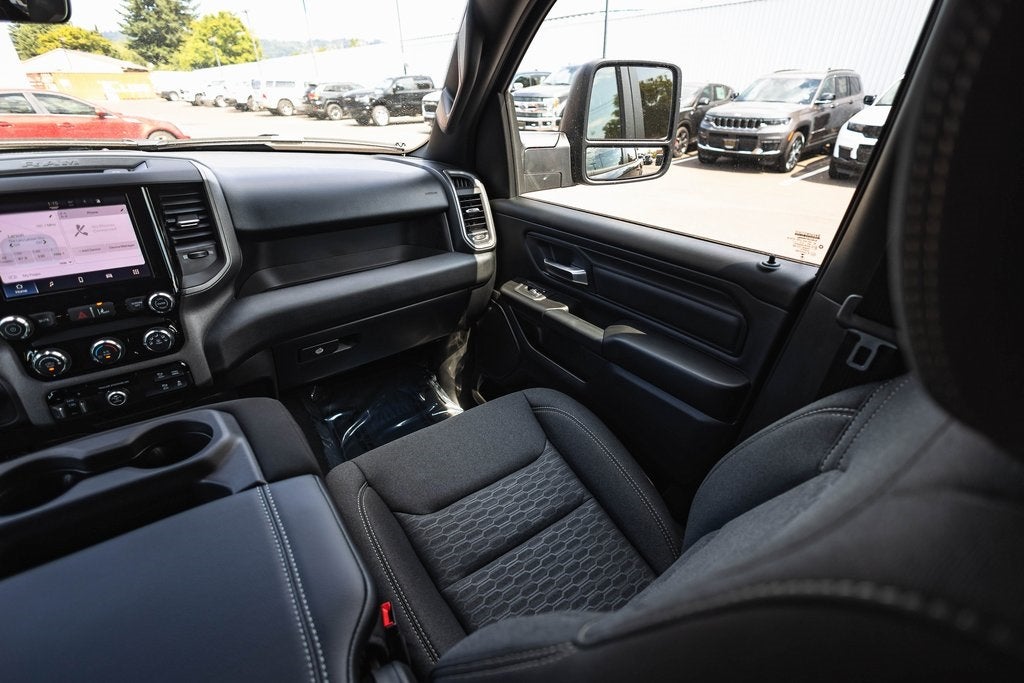 2026 RAM Ram 1500 RAM 1500 TRADESMAN CREW CAB 4X4 5'7' BOX