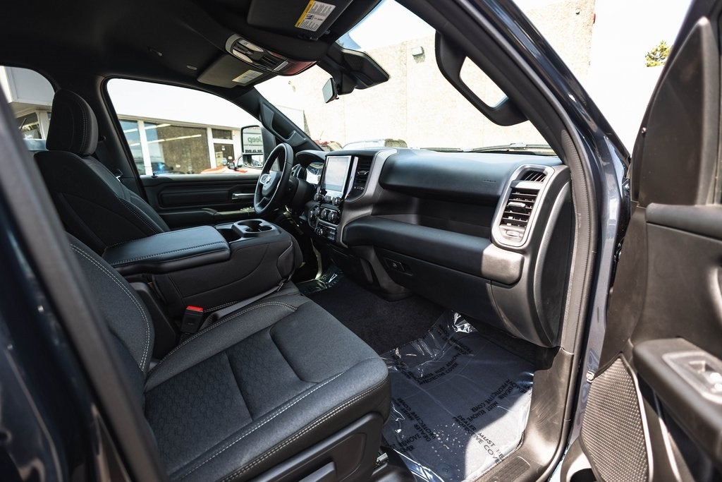 2026 RAM Ram 1500 RAM 1500 TRADESMAN CREW CAB 4X4 5'7' BOX