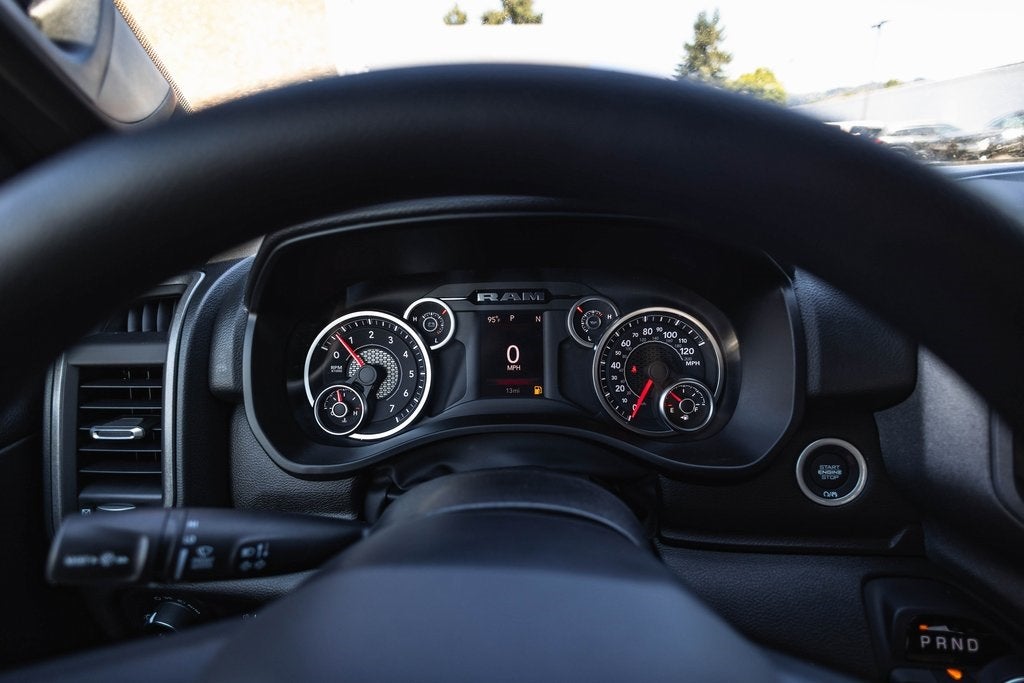 2026 RAM Ram 1500 RAM 1500 TRADESMAN CREW CAB 4X4 5'7' BOX