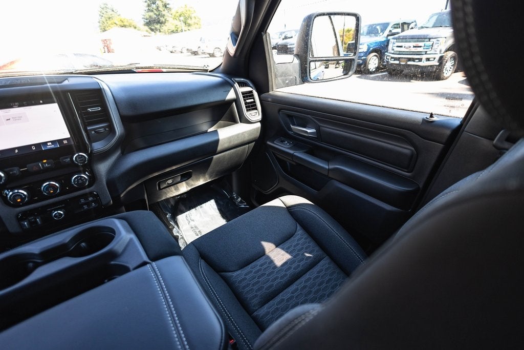 2026 RAM Ram 1500 RAM 1500 TRADESMAN CREW CAB 4X4 5'7' BOX