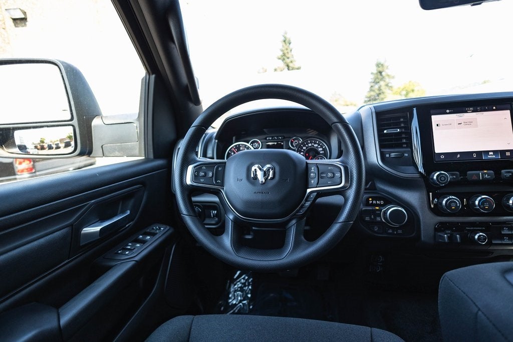 2026 RAM Ram 1500 RAM 1500 TRADESMAN CREW CAB 4X4 5'7' BOX