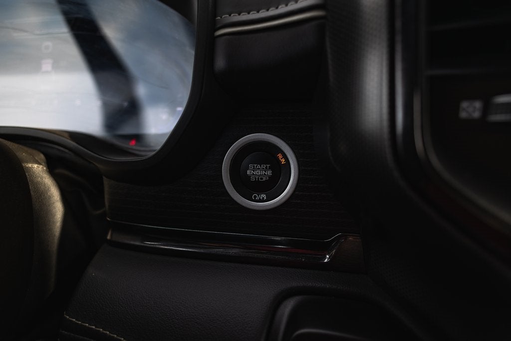 2023 RAM 1500 Limited Crew Cab 4x4 5'7' Box