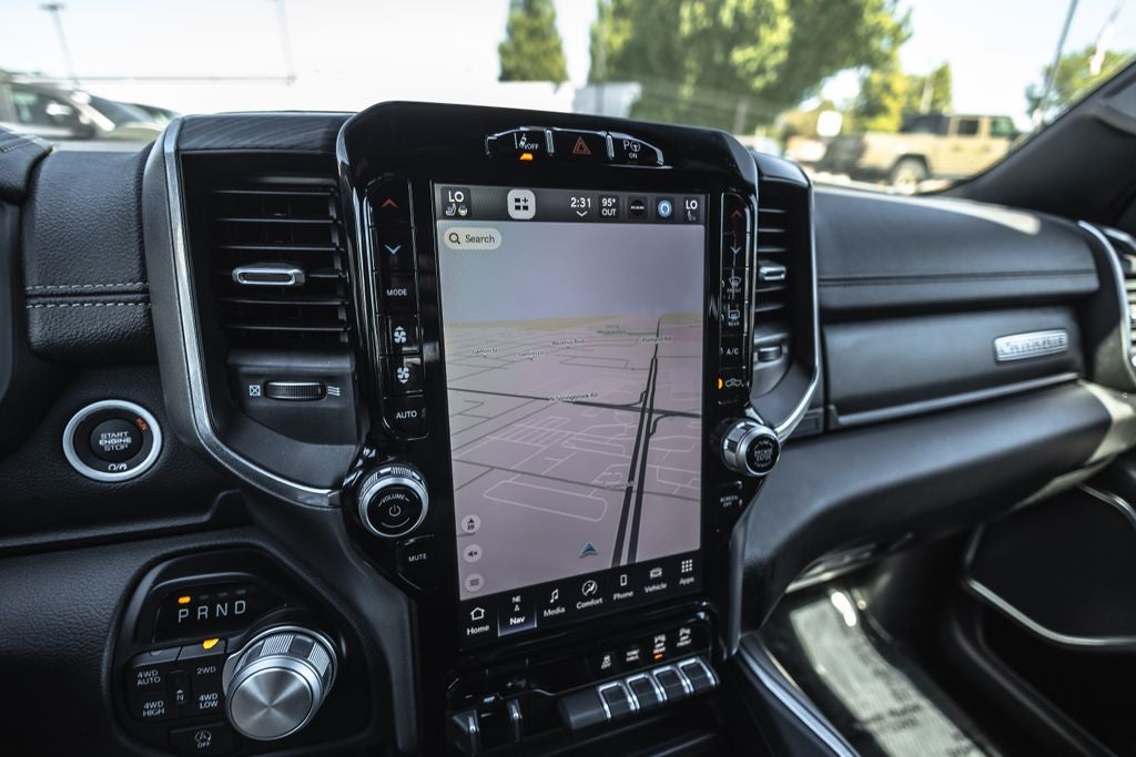2024 RAM 1500 Laramie Crew Cab 4x4 5'7' Box