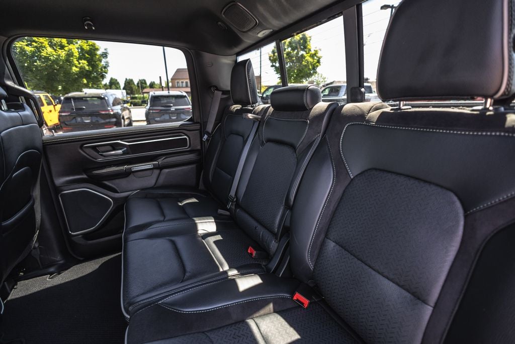 2024 RAM 1500 Laramie Crew Cab 4x4 5'7' Box