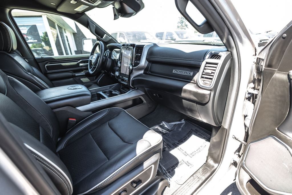 2024 RAM 1500 Laramie Crew Cab 4x4 5'7' Box
