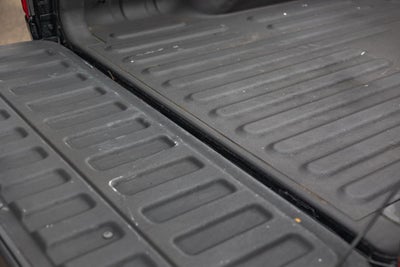 2019 RAM 1500 Laramie Crew Cab 4x4 6'4' Box
