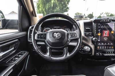 2019 RAM 1500 Laramie Crew Cab 4x4 6'4' Box