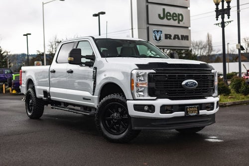 2023 Ford F-350 XLT