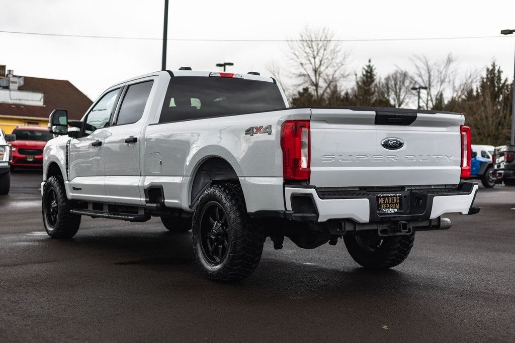 2023 Ford F-350 XLT