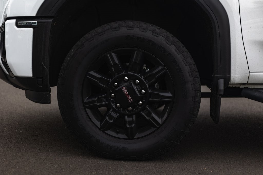 2024 GMC Sierra 2500HD 4WD Crew Cab Standard Bed AT4