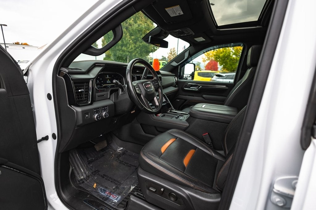 2024 GMC Sierra 2500HD 4WD Crew Cab Standard Bed AT4