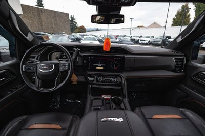 2024 GMC Sierra 2500HD 4WD Crew Cab Standard Bed AT4