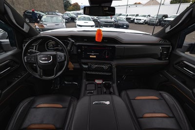 2024 GMC Sierra 2500HD 4WD Crew Cab Standard Bed AT4