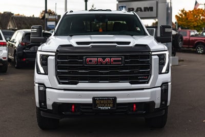 2024 GMC Sierra 2500HD 4WD Crew Cab Standard Bed AT4