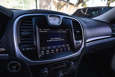 2023 Chrysler 300 Touring AWD