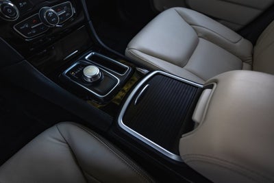 2023 Chrysler 300 Touring AWD