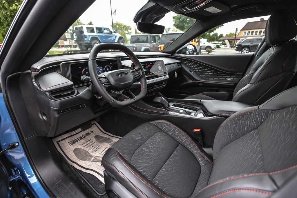 2027 Dodge Charger CHARGER SCAT PACK 4-DOOR AWD