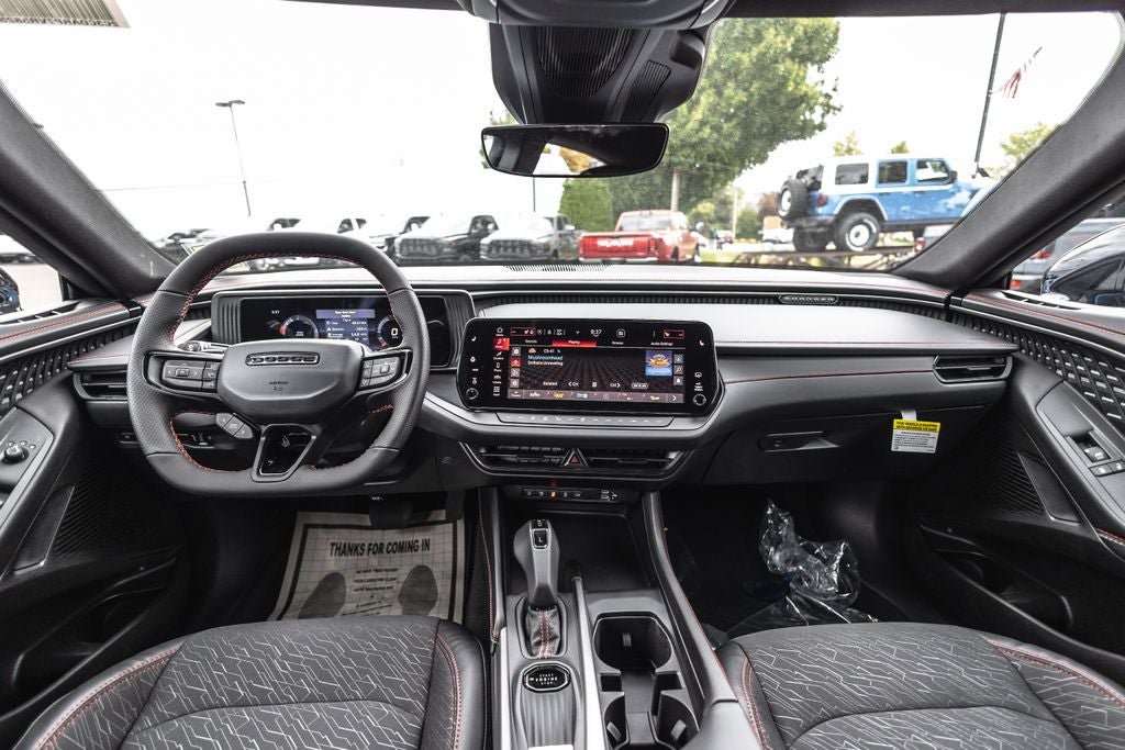 2027 Dodge Charger CHARGER SCAT PACK 4-DOOR AWD