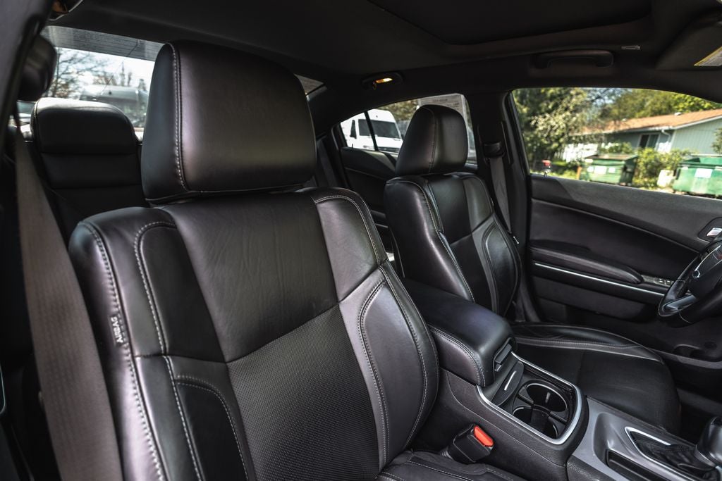 2022 Dodge Charger SXT RWD