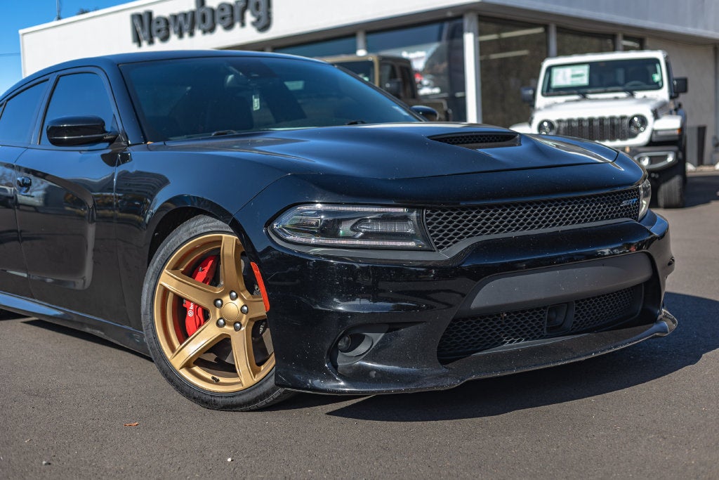 2016 Dodge Charger SRT 392