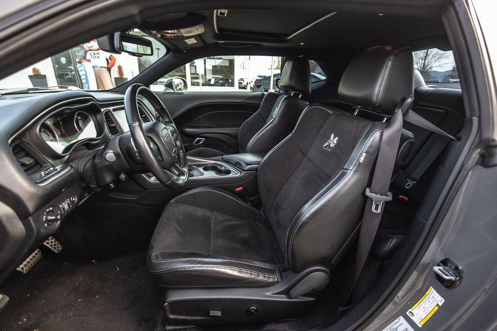 2018 Dodge Challenger 392 Hemi Scat Pack Shaker