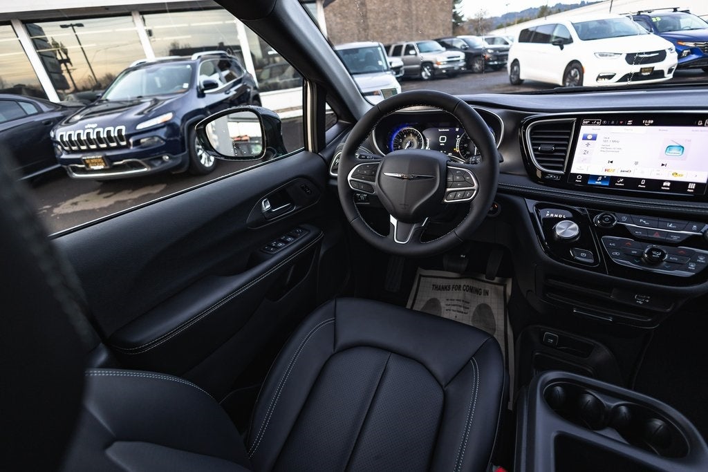 2026 Chrysler Pacifica PACIFICA SELECT