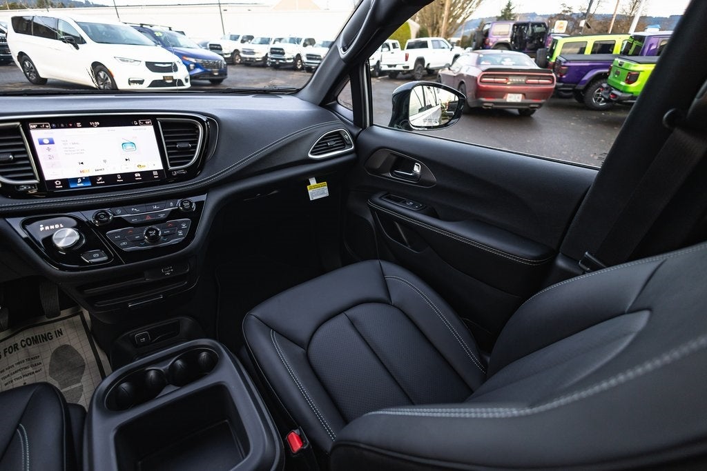 2026 Chrysler Pacifica PACIFICA SELECT