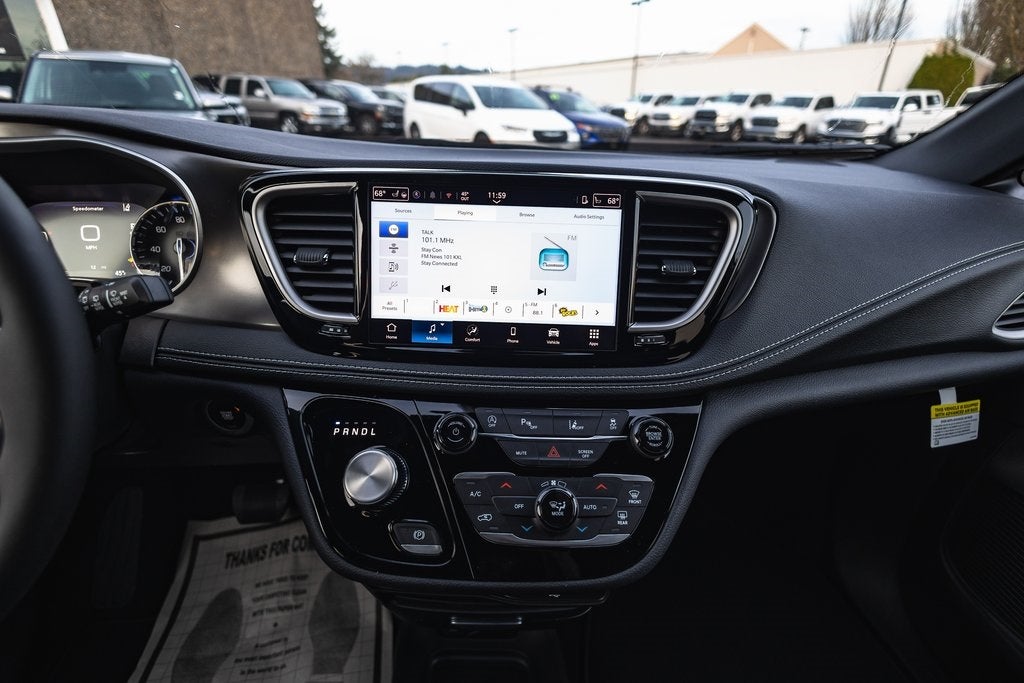 2026 Chrysler Pacifica PACIFICA SELECT