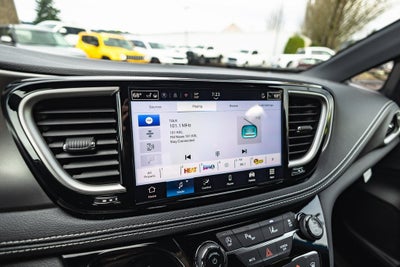 2026 Chrysler Pacifica PACIFICA SELECT AWD