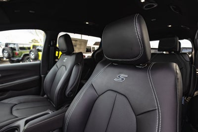 2026 Chrysler Pacifica PACIFICA SELECT AWD