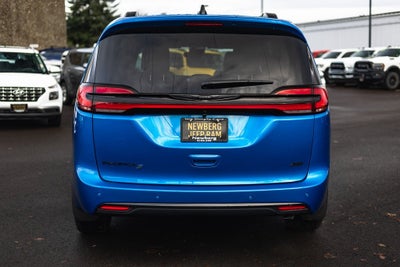 2026 Chrysler Pacifica PACIFICA SELECT AWD