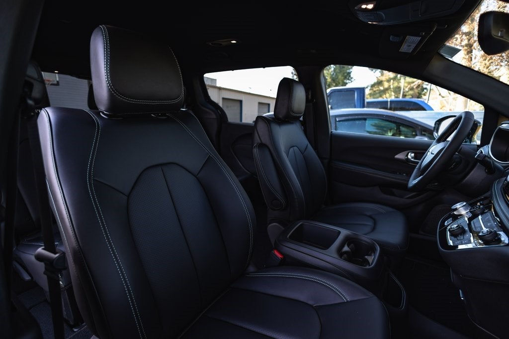 2026 Chrysler Pacifica PACIFICA SELECT AWD