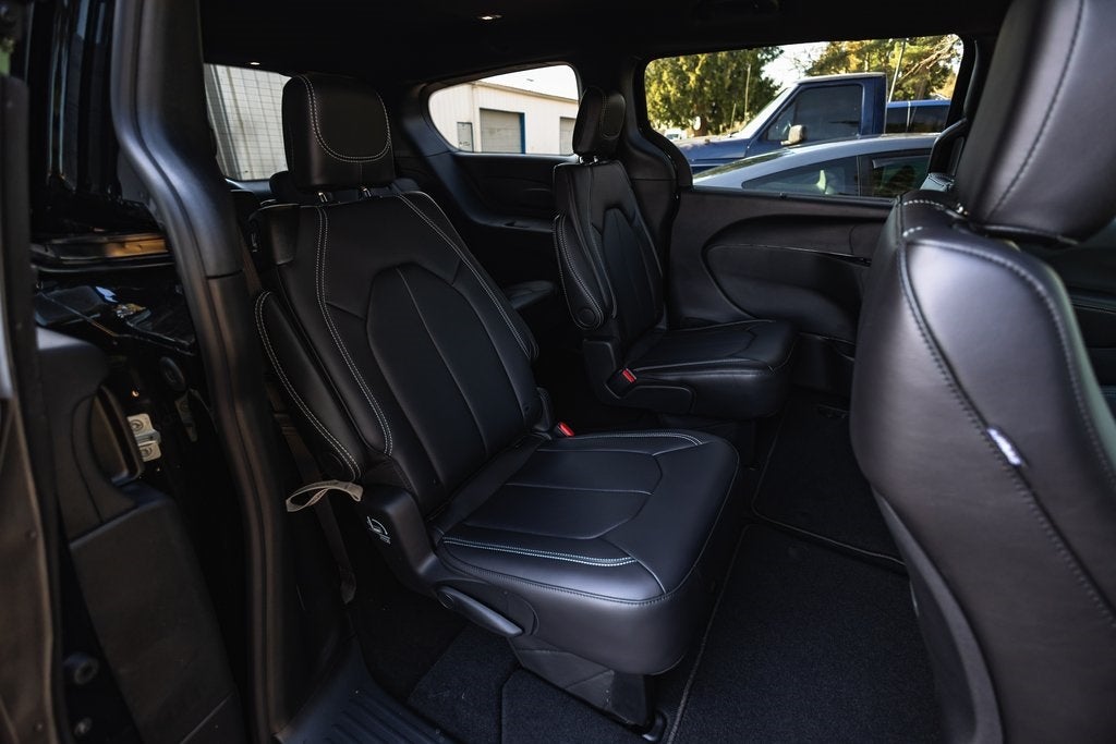 2026 Chrysler Pacifica PACIFICA SELECT AWD