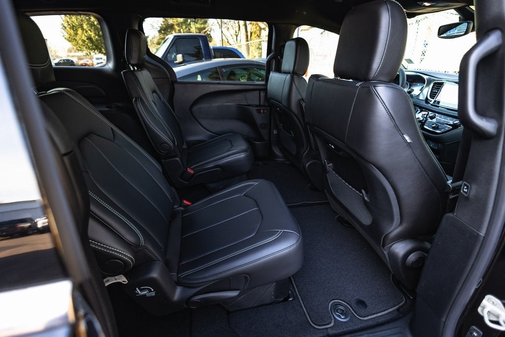 2026 Chrysler Pacifica PACIFICA SELECT AWD