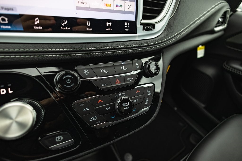 2026 Chrysler Pacifica PACIFICA SELECT AWD