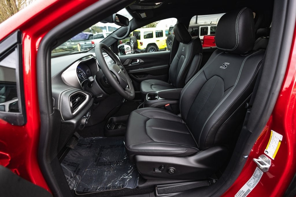 2026 Chrysler Pacifica PACIFICA SELECT AWD
