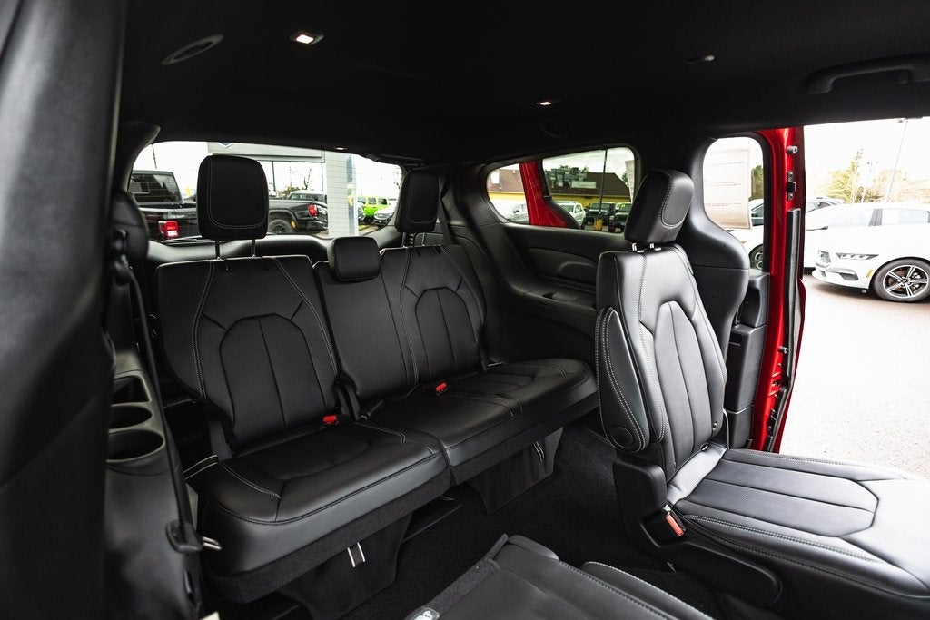 2026 Chrysler Pacifica PACIFICA SELECT AWD