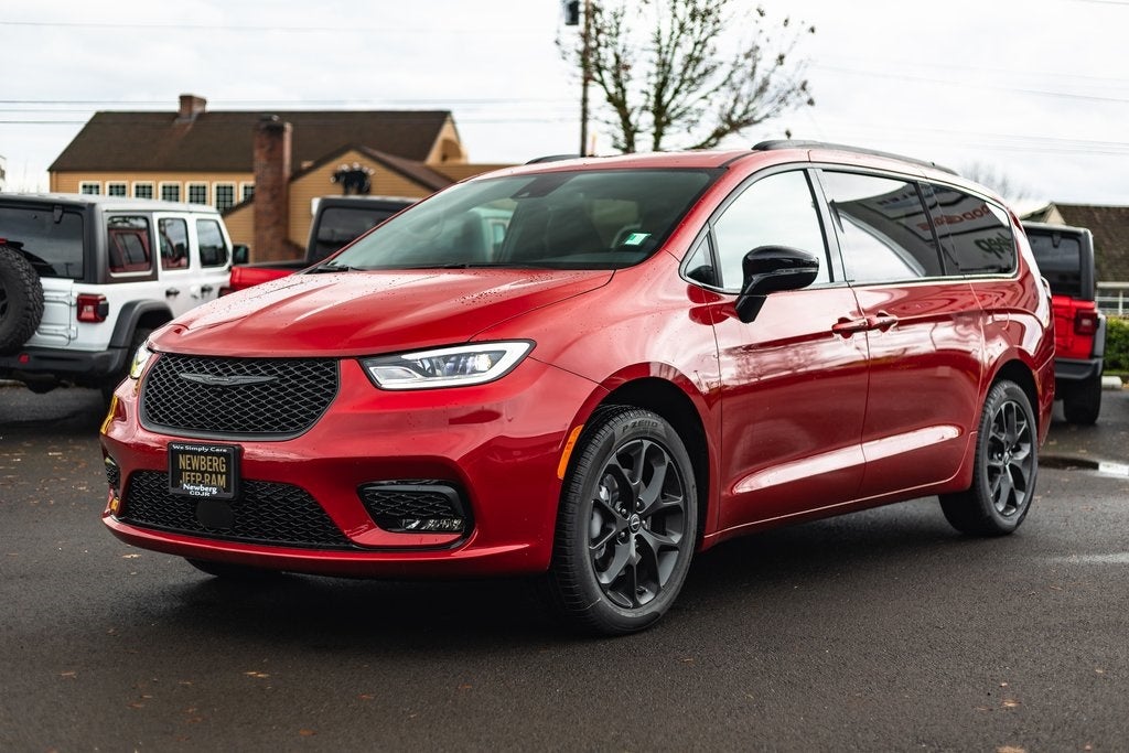 2026 Chrysler Pacifica PACIFICA SELECT AWD