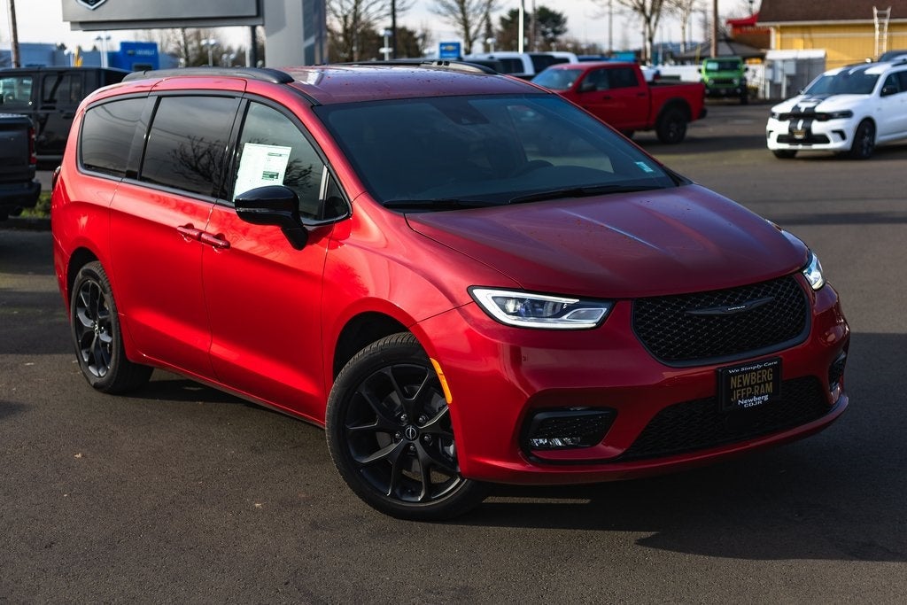 2026 Chrysler Pacifica PACIFICA SELECT AWD