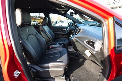 2026 Chrysler Pacifica PACIFICA SELECT AWD