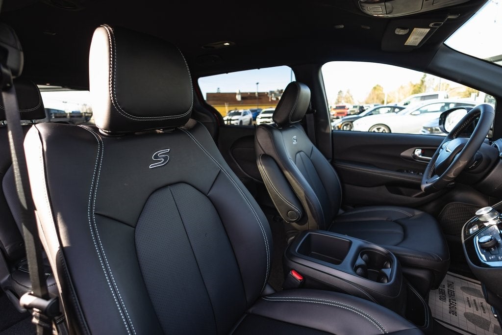 2026 Chrysler Pacifica PACIFICA SELECT AWD