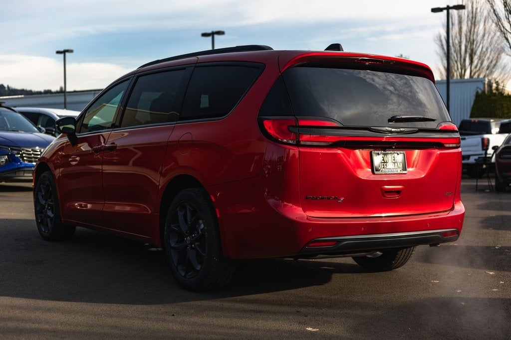 2026 Chrysler Pacifica PACIFICA SELECT AWD