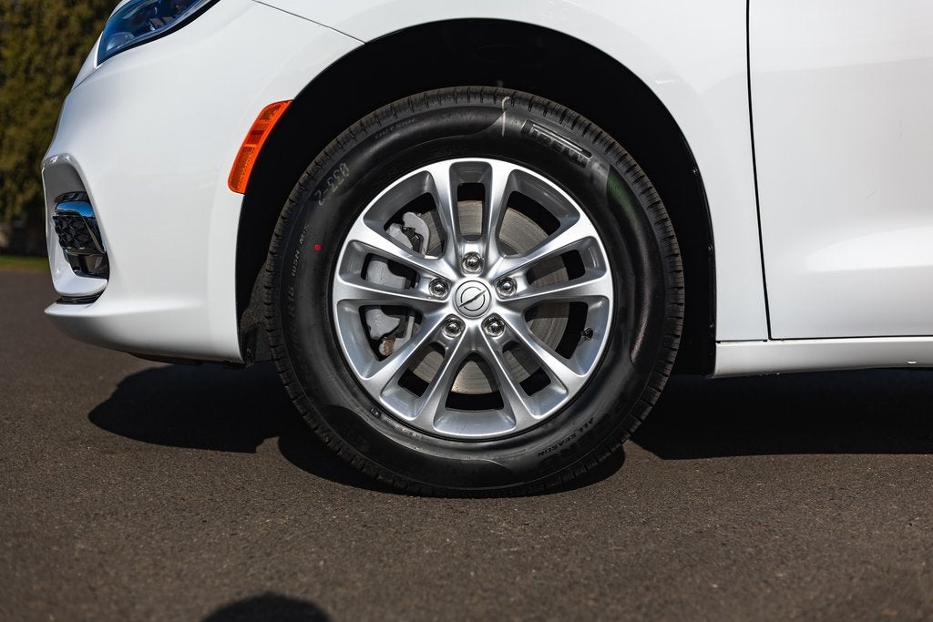 2026 Chrysler Pacifica PACIFICA SELECT AWD