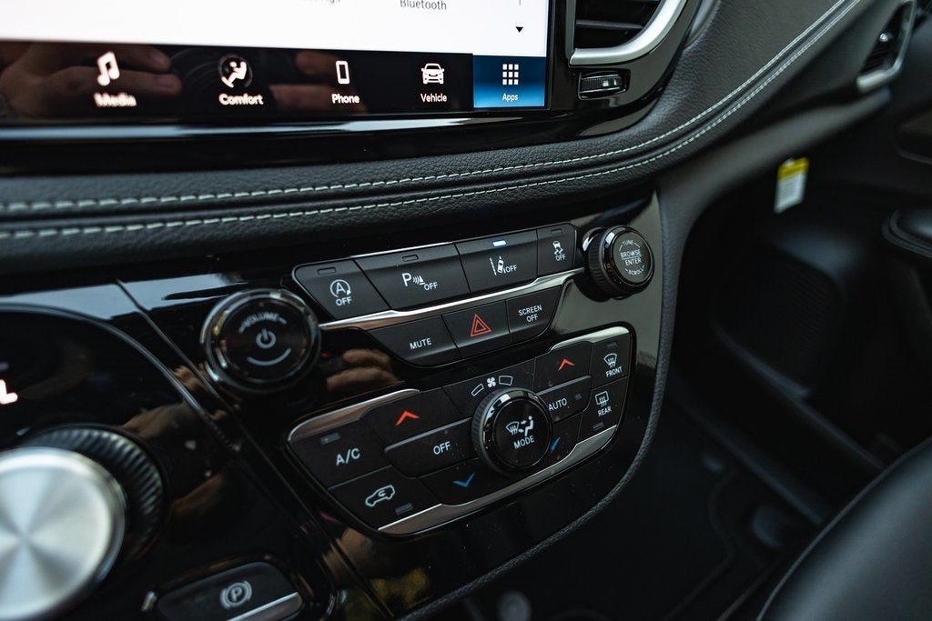 2026 Chrysler Pacifica PACIFICA SELECT AWD