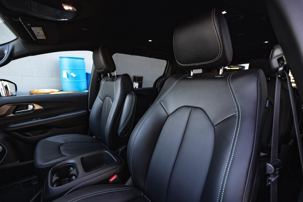 2026 Chrysler Pacifica PACIFICA SELECT AWD