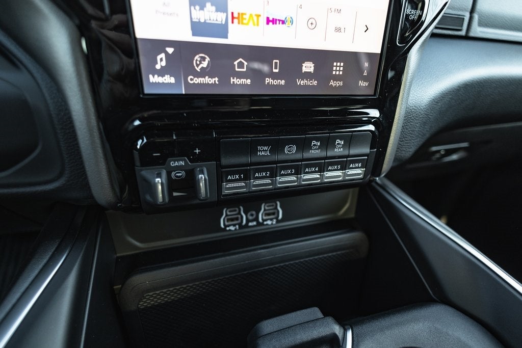 2026 RAM Ram 3500 RAM 3500 BIG HORN CREW CAB 4X4 6'4' BOX